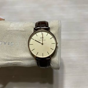 Daniel Wellington Leather Watch 36mm